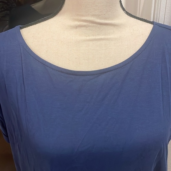 EUC Miami Navy Blue Blouse with Open Back Size Medium - Picture 2 of 7